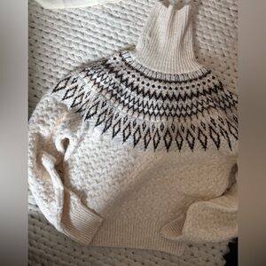 Cozy Cream and Black Fair Isle Women's Sweater NWT
